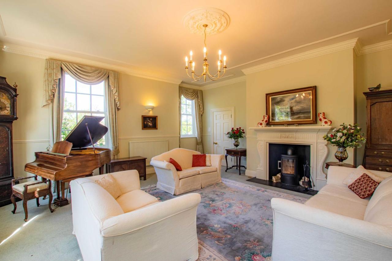 Austons Down Farm B&B Claverdon Exterior photo